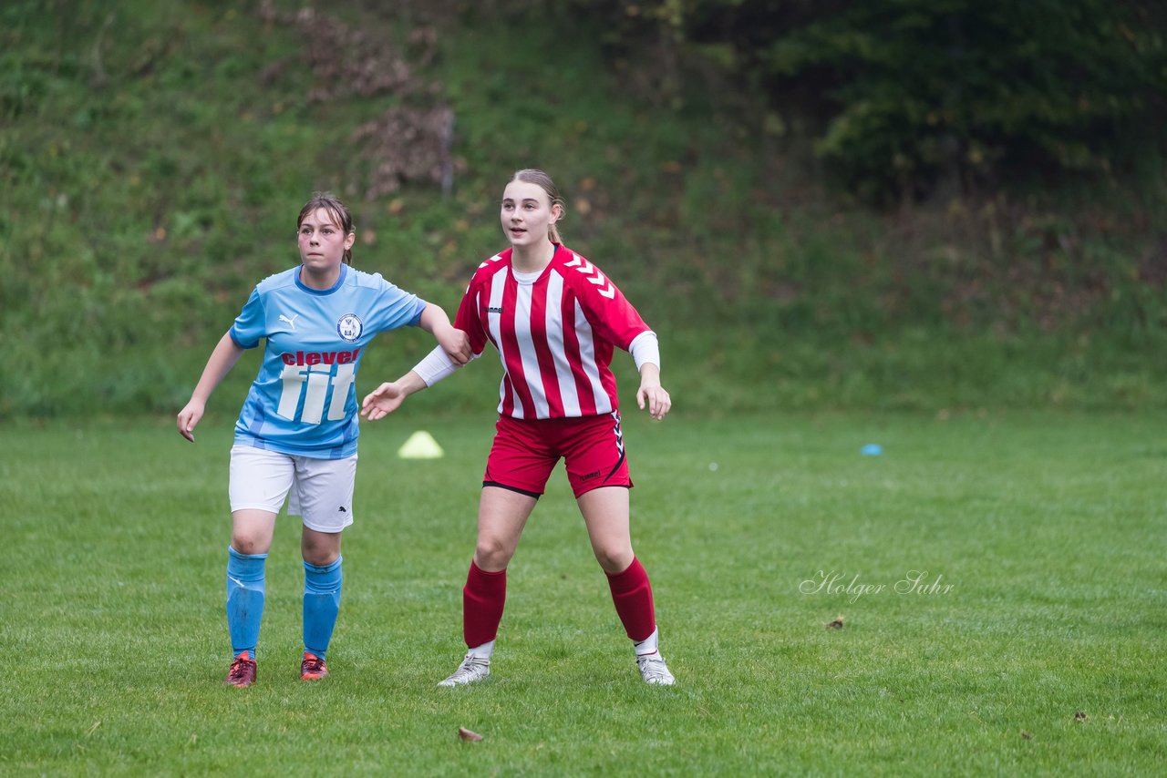 Bild 151 - wBJ TuS Tensfeld - SV Fortuna St. Juergen